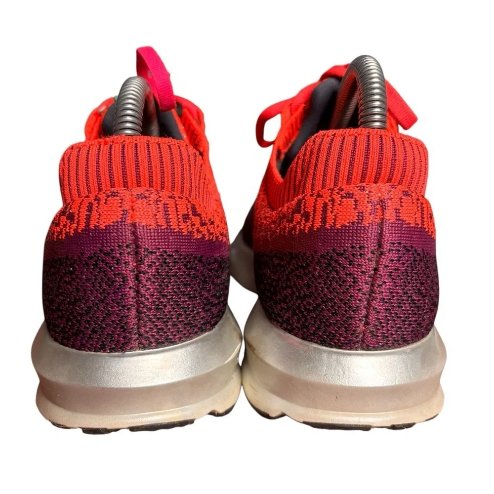 Brooks Levitate 2 Running Shoes in Purple and Coral – Women’s 8.5